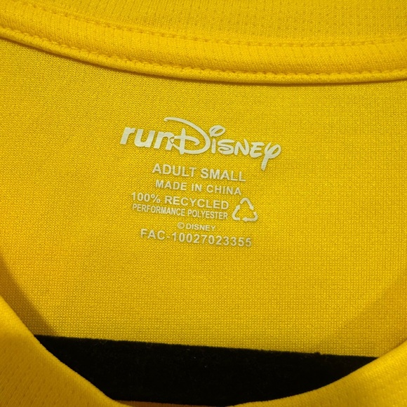 RunDisney Up Adventure is out‎ there 10k short sleeve shirt - Picture 2 of 3